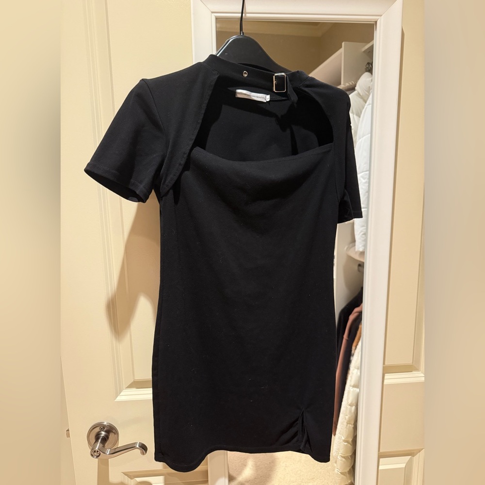 Chic Black Short Sleeve Dress